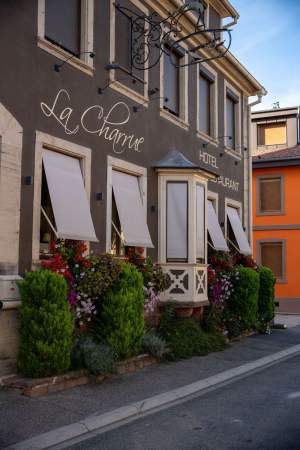 La Charrue à Sand, Hôtel Restaurant Alsace, Bas-Rhin, Devanture